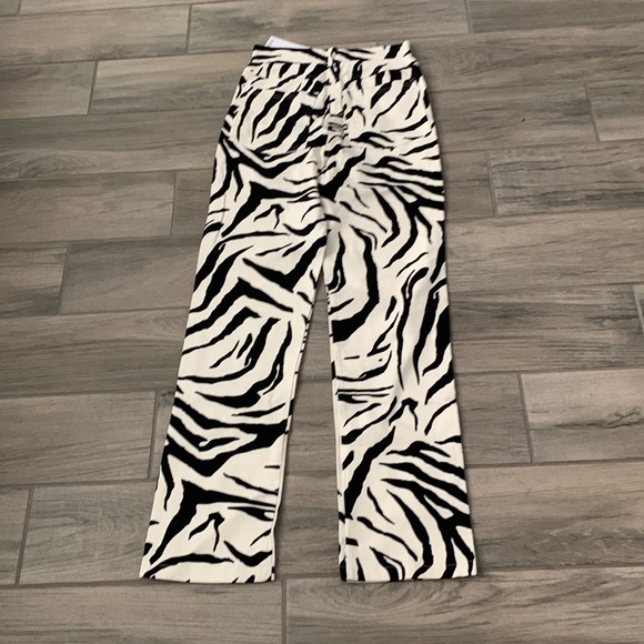 4th reckless Elsa hosk romee trouser in zebra - Picture 8 of 9